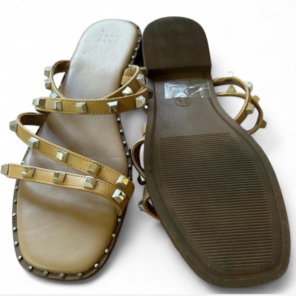 Like New✨Beige Studded Strap Sandals - Picture 2 of 7